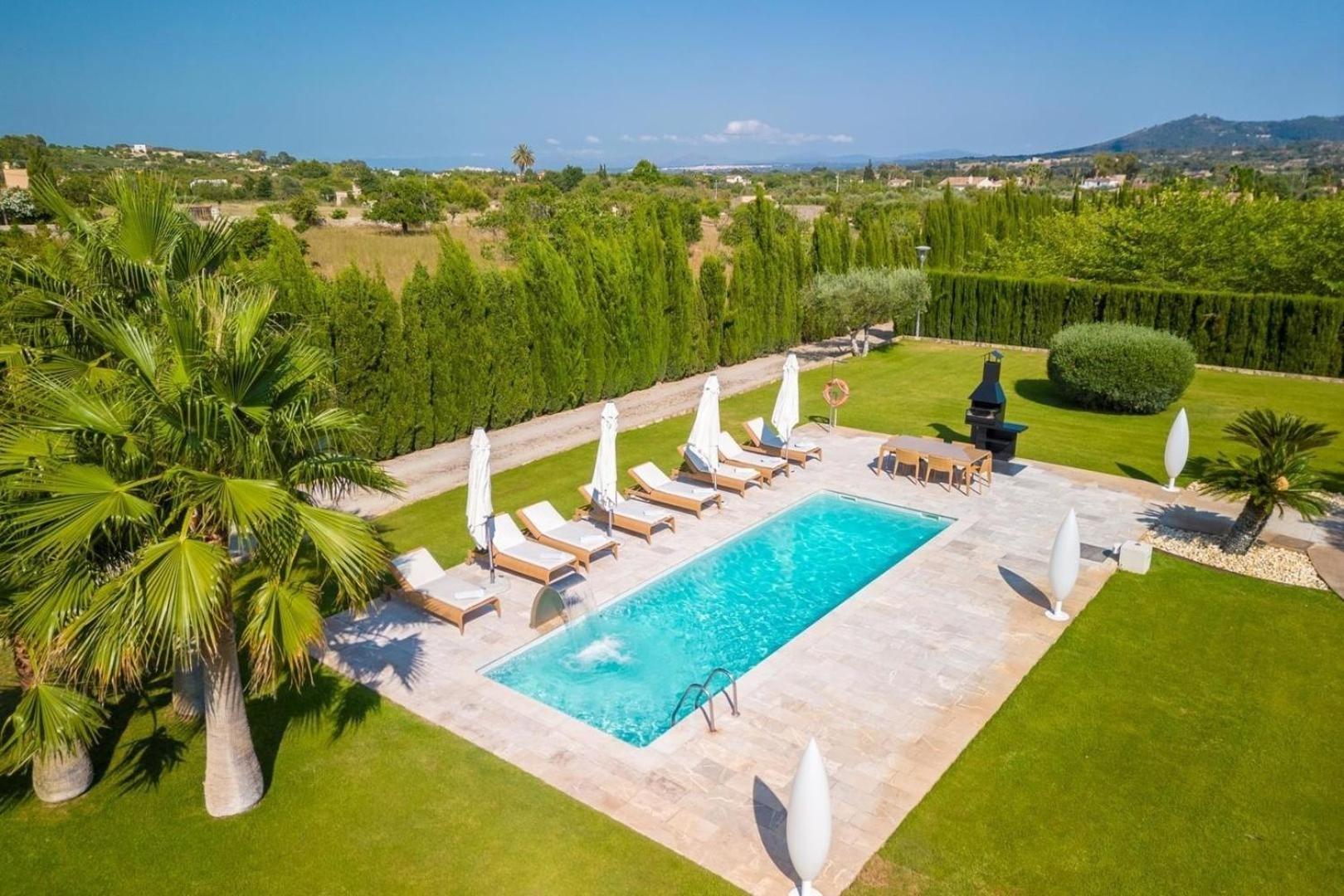 Luxurioeses Mit Whirlpool Im Freien Und Pool, Ideal Fuer Veranstaltungen Ferienhaus Selva (Mallorca)