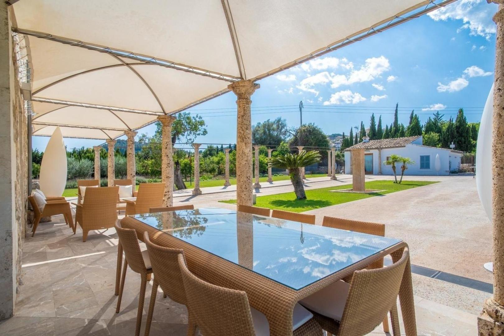 Ferienhaus Luxurioeses Mit Whirlpool Im Freien Und Pool, Ideal Fuer Veranstaltungen